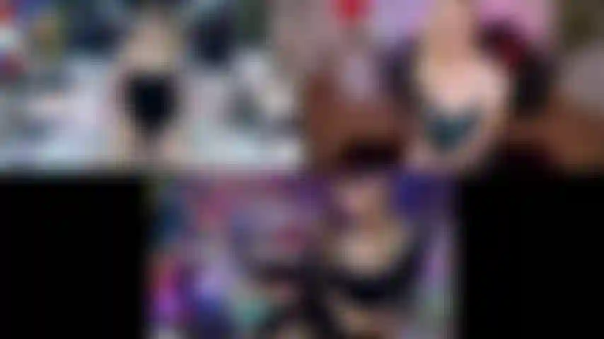 3 La masturbazione reciproca delle ragazze bionde.