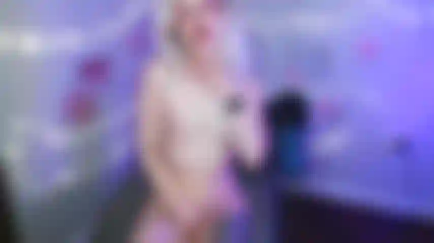 Afferrarmi il collo mi fa venire.