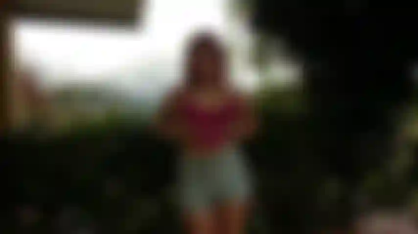 Spogliarello bollente.