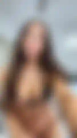 Ti sto prendendo in giro con il mio corpo perfetto!