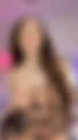 Rubbing myself for you Giving you JOI till you cum stroke it with me