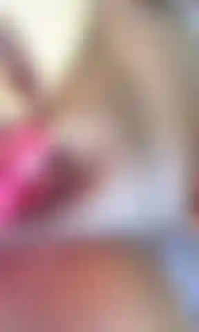 Incinta e mi faccio venire lo sperma - è cremoso!