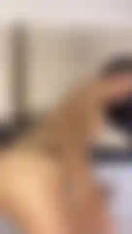 I miei buchi stretti sono per te.