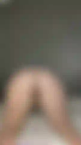 La mia partner che scuote il culo.