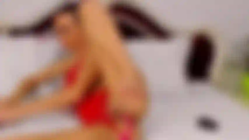 Sesso anale bollente con 4 dita, buco del culo stretto.