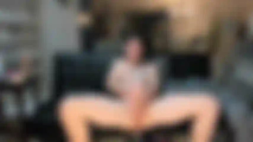 I cum all over myself while getting plowed!