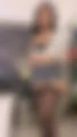 La prende in giro la segretaria.