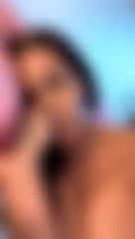 Mi sveglio accanto a te.