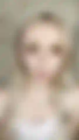 La tua camgirl preferita.
