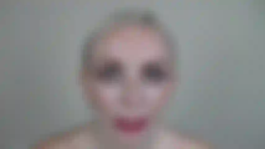 Solo| face fetish jerk off istruzioni. Controllo la sborra con la mia voce sexy e le mie chiacchiere sporche. Con il conto alla rovescia e l'accattonaggio.