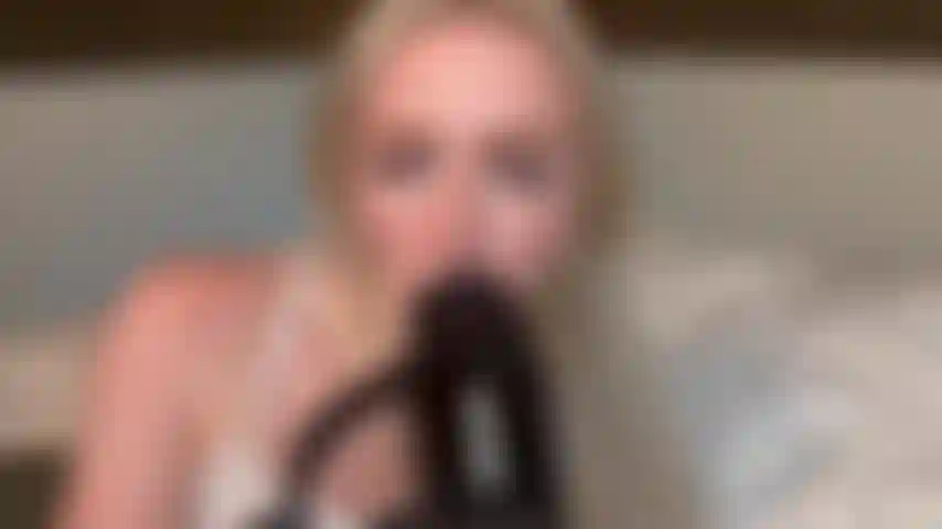 Asmr fa sesso con me.