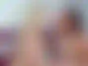 Daisy ha realizzato totalmente la mia fantasia di latte lesbico! Le mie tette erano così gonfie e piene, quindi mi ha lasciato spruzzare il mio latte su tutte le sue tette. Erano inzuppati, quindi li ho leccati per pulirli e poi mi sono trasferito...