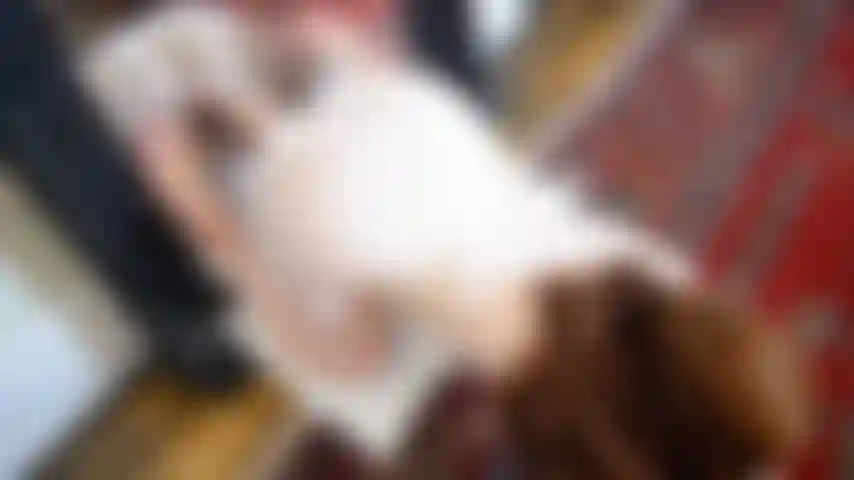 Che scopa con un vibratore allo specchio.