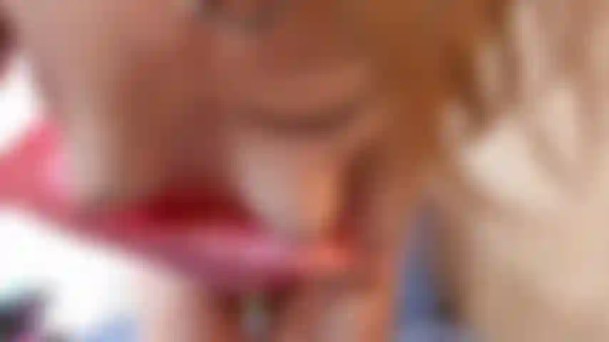 Robin: un giro e altro ancora con caramelle e plug anali.