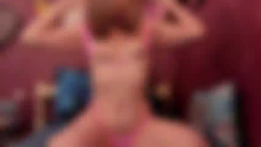 Robin, roba tripla lussureggiante, una sessione straordinaria con vibrazioni lussureggianti! Alla fine ne ho 2 nella figa e 1 nel culo e ovviamente uno sul clitoride!!!! Queste sessioni sono incredibili: puoi davvero sentire che mi nutro di te! Ho bisogno di più.