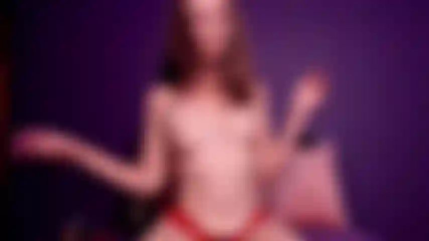 Robin erotico, il mio buco del culo ipnotizza, chiedi di fissarlo e ti ritrovi subito ipnotizzato, perso ed eccitato. Che mi contrae dall'eccitazione mentre guardi il mio buco del culo che ti fa l'occhiolino, il mio dito che scompare lentamente dentro e fuori, smaltato di una lucentezza deliziosa.