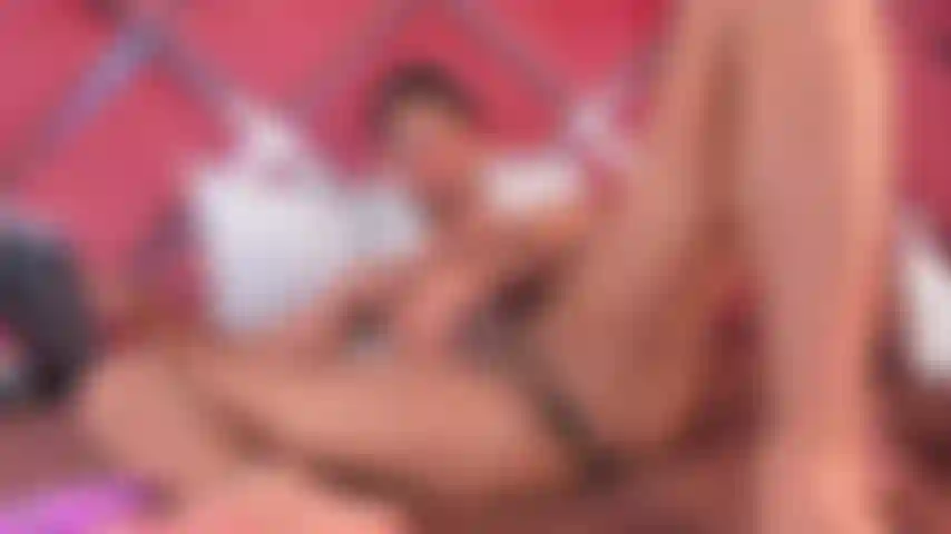 Total naked + masturbation