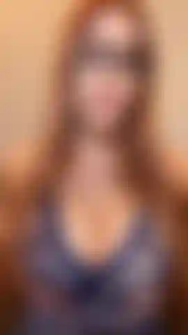 Piccolo tit fuck sul mio giocattolo 💦.