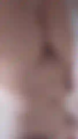 La mia figa bagnata ha bisogno che il tuo cazzo la strofini, adorerò sentire il tuo latte caldo sul mio corpo, vieni e rendimi tuo.