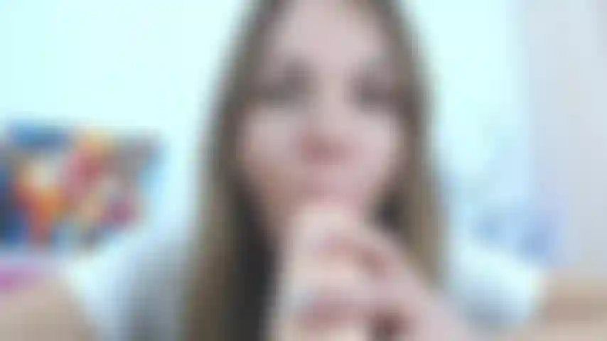 Gag hardcore ingoio un grosso cazzo!!