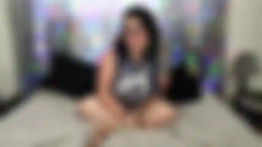 Bbw umiliazione del pene piccolo. Una milf paffuta, tettona e tatuata che prende in giro il tuo minuscolo micropene!