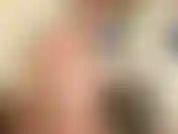 Olia il mio culo stretto e la mia piccola figa. Ascolta come ti dico di accarezzarti il cazzo per me. Amo renderti duro il cazzo. Sei pronta per di più? Mostramelo.