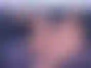 Scopata nella figa con un dildo con un'enorme sborrata facciale finta.