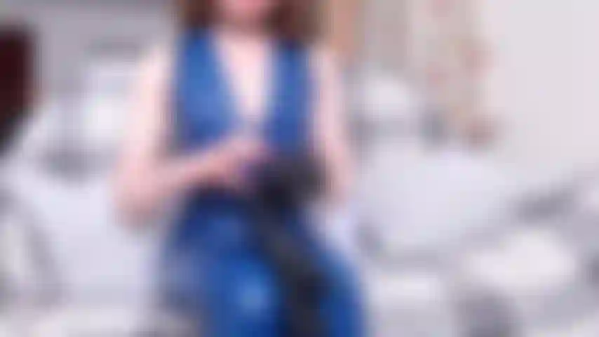 Guanti da polso in lattice nightshade hjjoi, leggings in lattice blu e gilet aderente in lattice, ho messo i guanti da polso in lattice per il tuo lavoro manuale (con dildo) joi. Ascolta il mio accento britannico, i rumori dei guanti in lattice mentre ti parlo attraverso i tuoi colpi fino al conto alla rovescia.