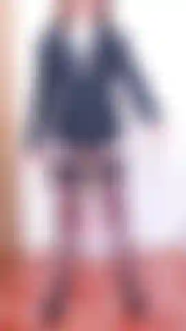 F off sph umiliazione femdom. Parlando severamente usando la parola "f" ti ordino di toglierti i vestiti. Dopo aver esaminato la tua virilità, mi fai una sega mentre ti stuzzico giocherellando con il bastone in lingerie nera, calze e reggicalze, joi conto alla rovescia per finire al cei.