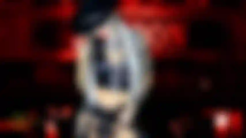 Cowgirl al contrario: strapon cei.