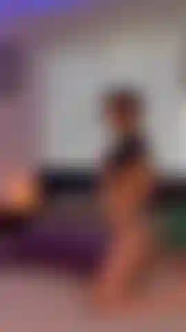 pillow humping, hip moving, booty twerking until i cum