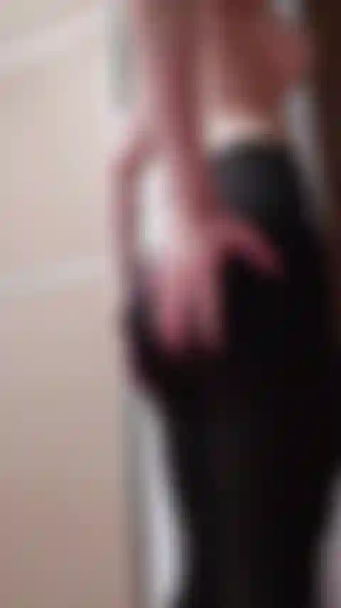 Culto del culo // leggings e voce dolce.