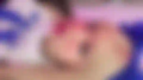 Alice ti succhia il cazzo!