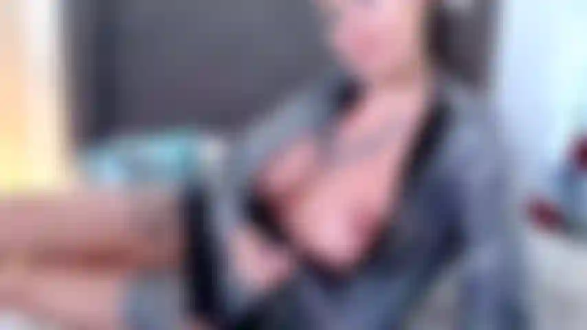 Fottimi nell'armadio del bidello.