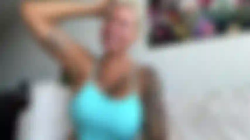 Sento l'odore delle ascelle dopo un allenamento.