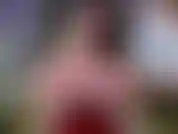 Naughty xmas. Oliata, flettendo i miei muscoli sexy e giocando con il mio bastoncino di zucchero di vetro, scopando la figa e scopando un'enorme spagnola. Un sacco di primi piani caldi!