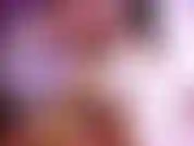 Guarda le mie tette da 1100 cc che esplodono dal mio micro bikini flettendo il mio petto, si gonfiano con le flessioni .. Mentre pompo i miei muscoli devi pompare il tuo cazzo per me e darmi quel carico su tutto il mio muscoli!