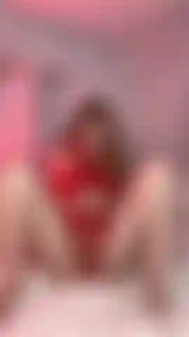 Unwrap me Dildo Play  Shoving my huge dildo in my pussy until I hit my G-spot Your naughty girl is super horny Come unwrap me .