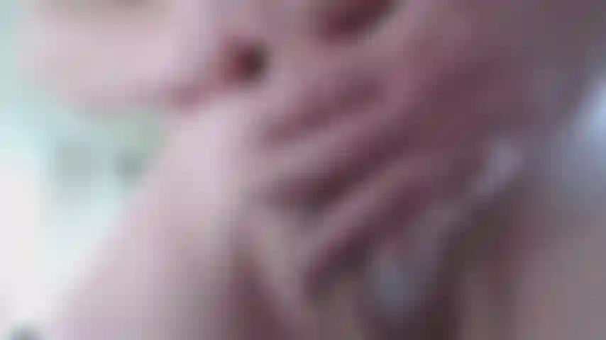 Accarezzando il cazzo rasato v112415_89.