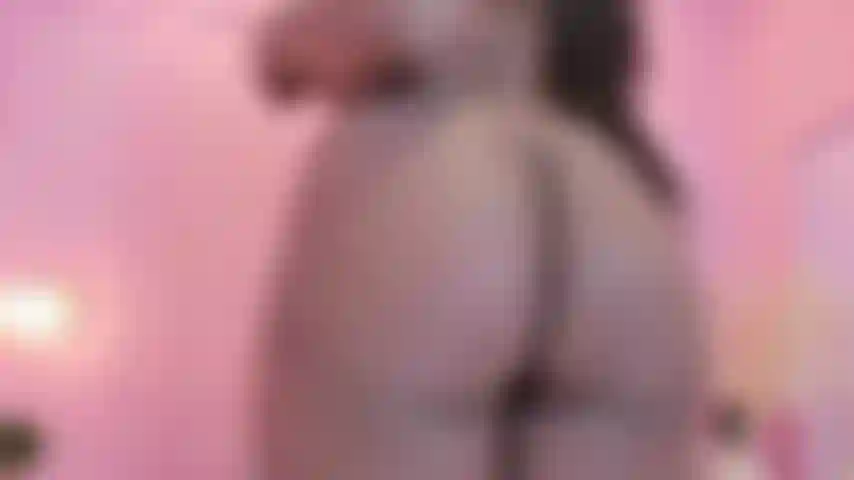 Vieni a vedere il mio grosso culo rimbalzare.