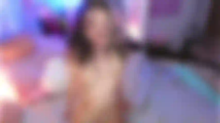 Cazzo di figa e video anale. Gemo e parlo sporco mentre rimbalzo sul tuo cazzo.