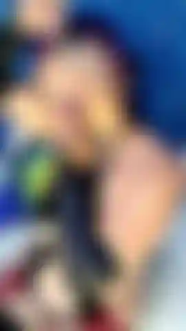 Sabdy_shaving_his_head.