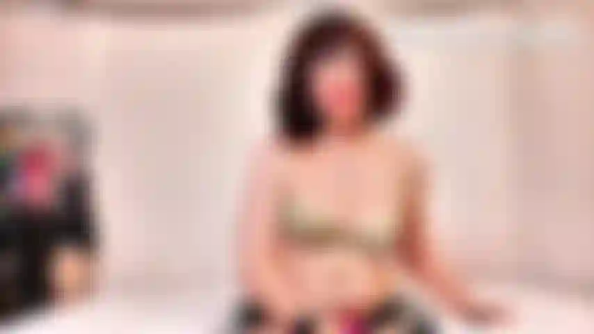 Strap-on per il mio scagnozzo - sara desire xo - dominazione femminile.