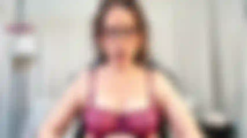 I tuoi pensieri continuano a riecheggiare - femdom eco psicologico edging - accarezza, nega, arrenditi al comando - <span translate='no'>SaraDesireXO</span>-hd mp4 1080p.