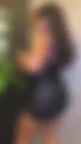 dress without panties underneath... good combination