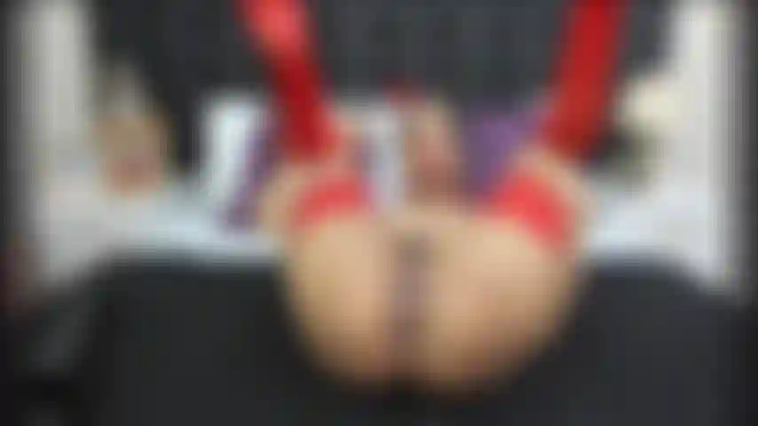 Benvenuta nei miei buchi.