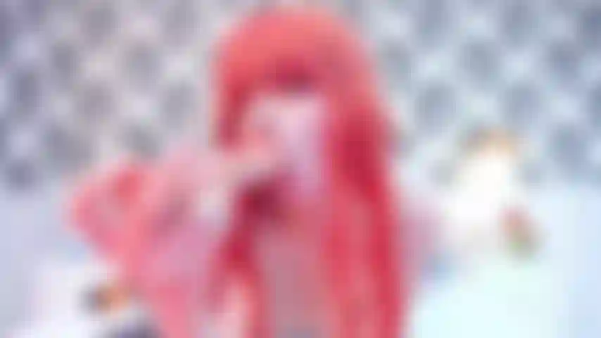 Un pompino sporco per iniziare.