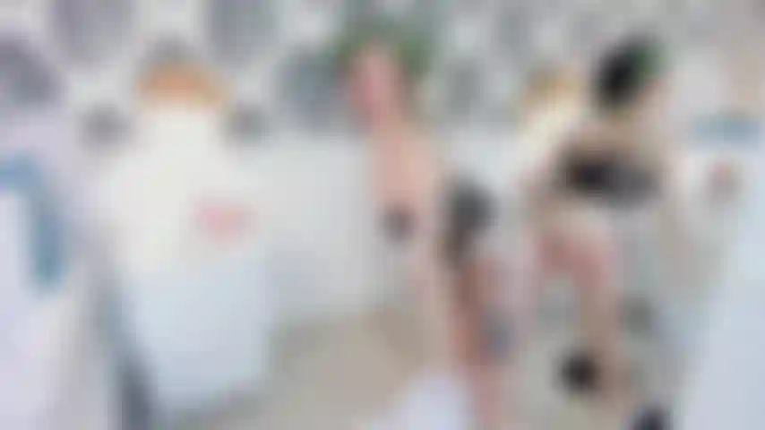 Saren si diverte con un bel cazzo.