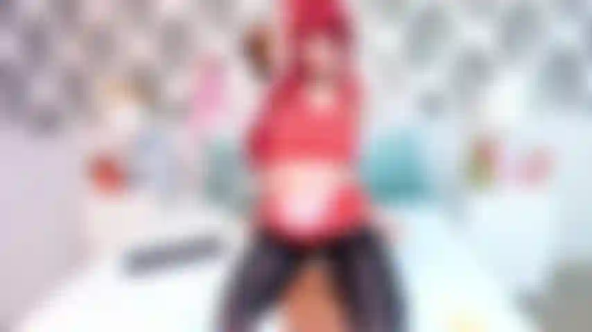 Adoro avere il tuo cazzo così in profondità nella mia figa!