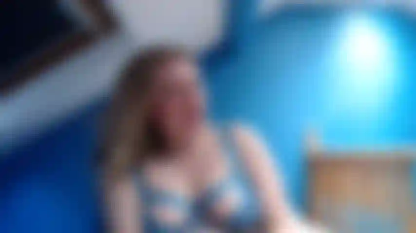 Stuzzica il giovedì della coscia.